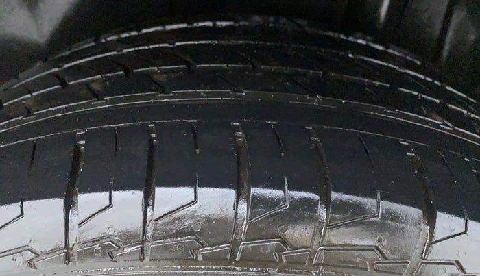 2019 Maruti S Cross ZETA SHVS, Diesel, Manual, 20,776 km, Right Rear Tyre Tread