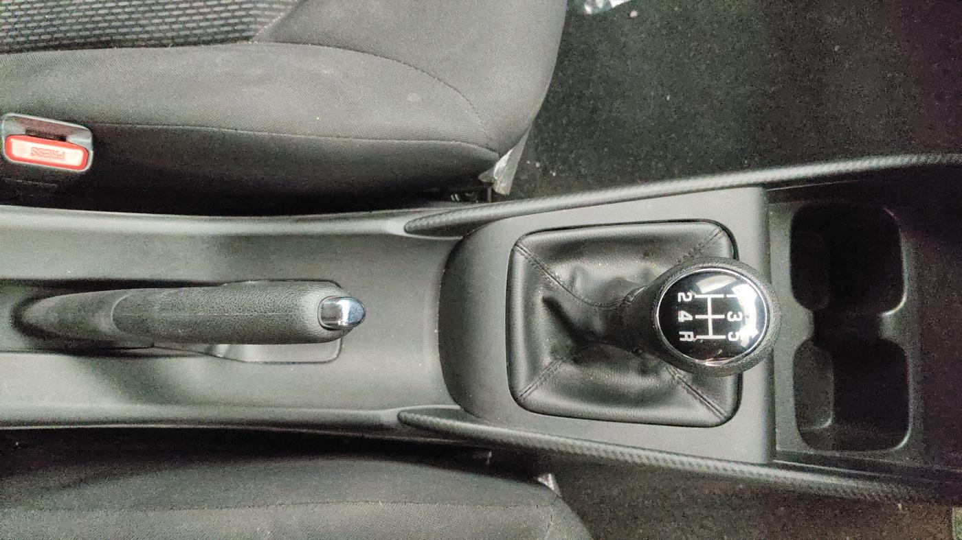 2022 Maruti Baleno DELTA PETROL 1.2, Petrol, Manual, 27,118 km, Gear Lever