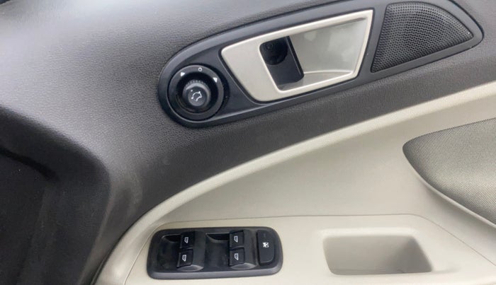 2016 Ford Ecosport TITANIUM 1.5L PETROL, Petrol, Manual, 1,07,587 km, Driver Side Door Panels Control