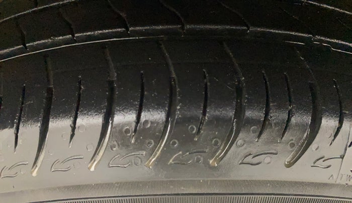 2020 Maruti Baleno DELTA PETROL 1.2, Petrol, Manual, 20,621 km, Left Front Tyre Tread