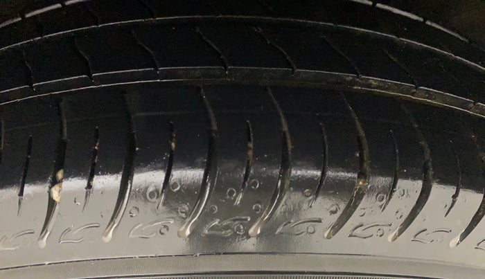 2020 Maruti Baleno DELTA PETROL 1.2, Petrol, Manual, 20,621 km, Left Rear Tyre Tread