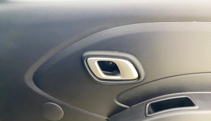 2019 Datsun Redi Go S, Petrol, Manual, 41,118 km, Driver Side Door Panels Control