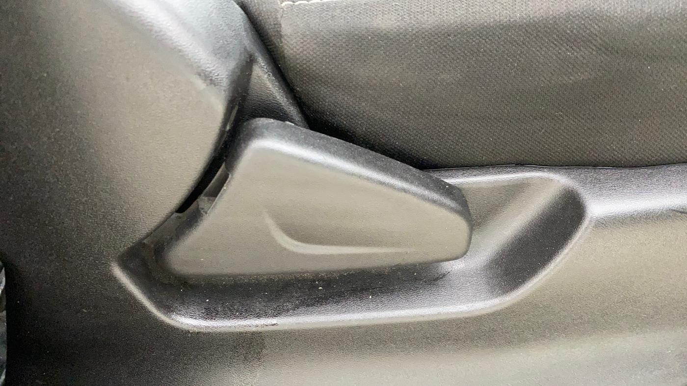 2019 Datsun Redi Go S, Petrol, Manual, 41,140 km, Driver Side Adjustment Panel