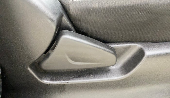 2019 Datsun Redi Go S, Petrol, Manual, 41,118 km, Driver Side Adjustment Panel