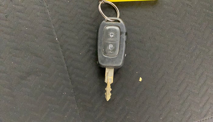 2019 Datsun Redi Go S, Petrol, Manual, 41,118 km, Key Close Up