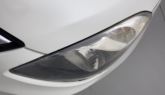 2015 Maruti Swift Dzire VDI, Diesel, Manual, 1,16,617 km, Left headlight - Minor scratches