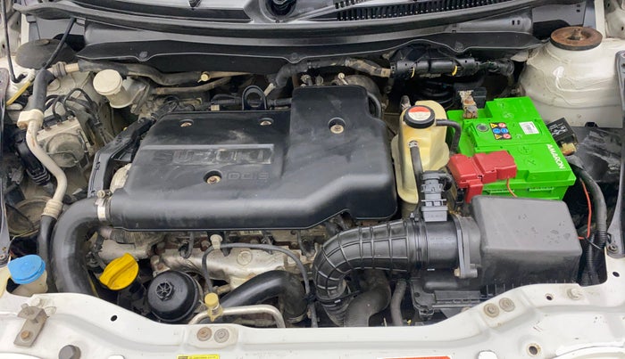 2015 Maruti Swift Dzire VDI, Diesel, Manual, 1,16,617 km, Open Bonet