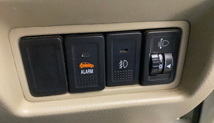 2015 Maruti Swift Dzire VDI, Diesel, Manual, 1,16,617 km, Dashboard - Headlight height adjustment not working