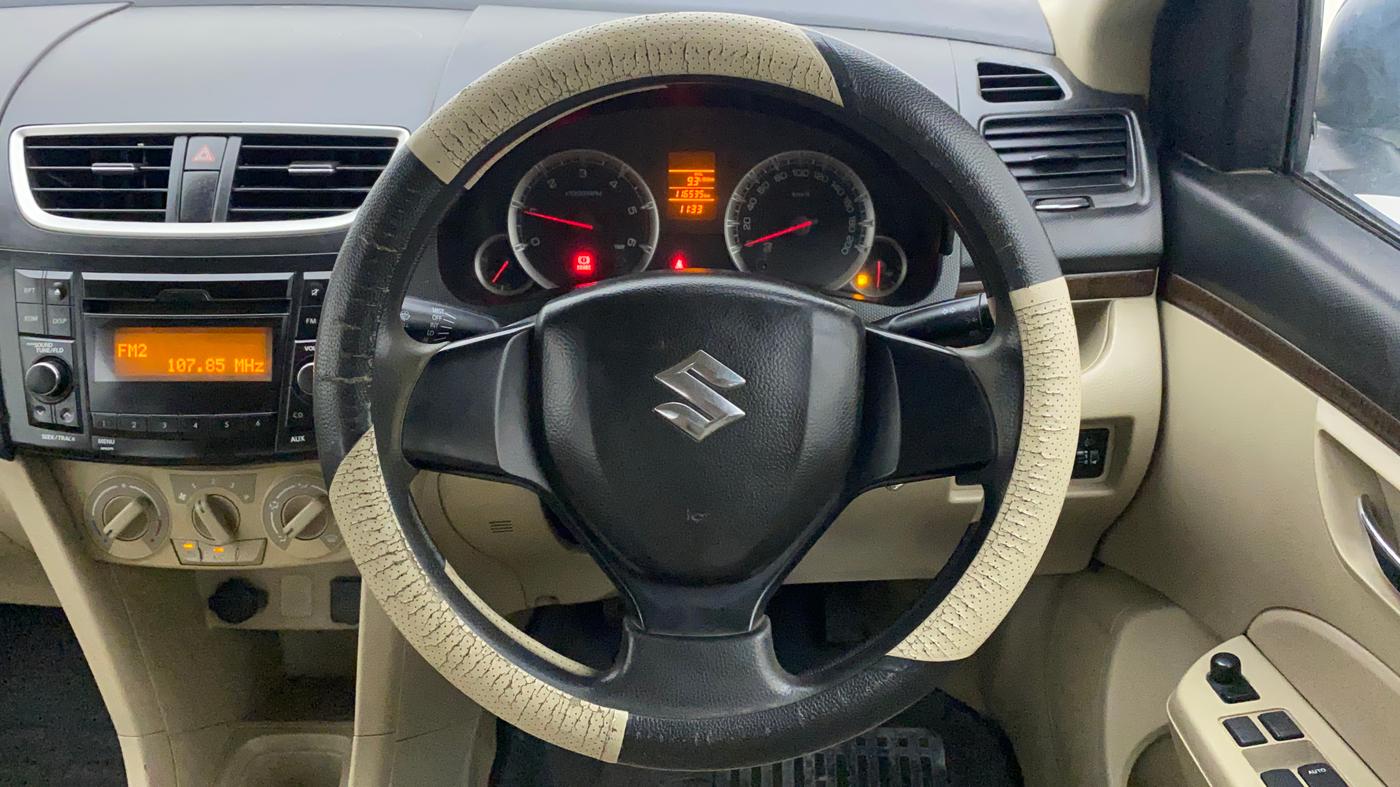2015 Maruti Swift Dzire VDI, Diesel, Manual, 1,16,617 km, Steering Wheel Close Up