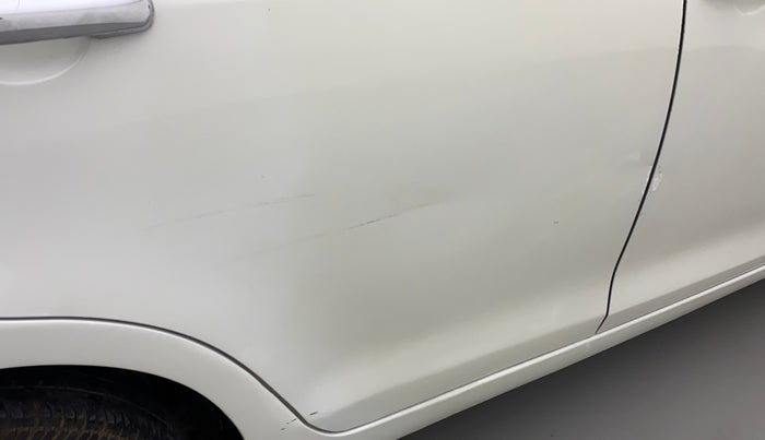 2015 Maruti Swift Dzire VDI, Diesel, Manual, 1,16,617 km, Right rear door - Slightly dented