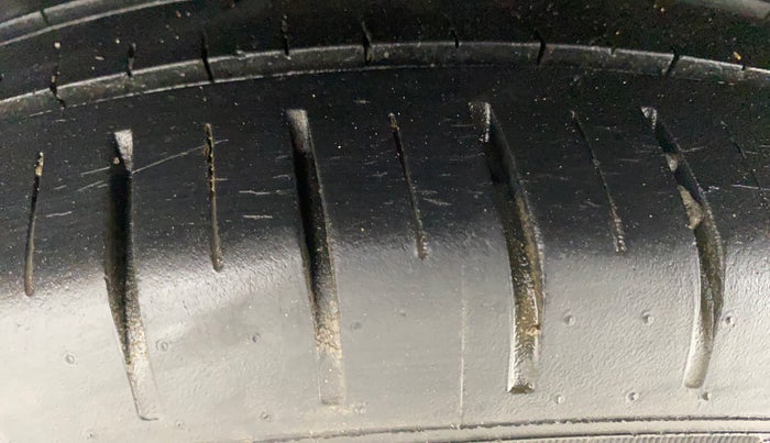 2018 Maruti Baleno ALPHA PETROL 1.2, Petrol, Manual, 56,646 km, Right Rear Tyre Tread