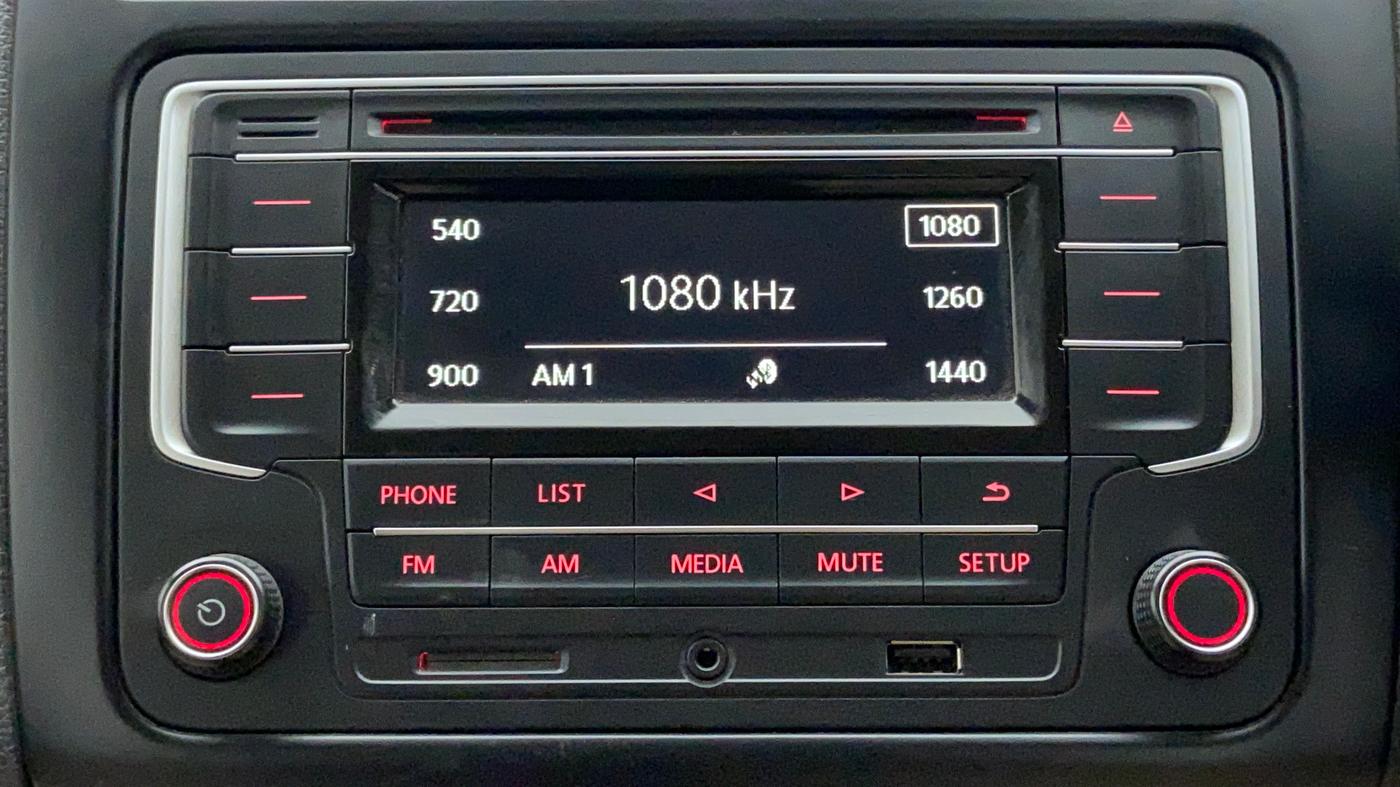 2017 Volkswagen Ameo COMFORTLINE PLUS PETROL, Petrol, Manual, 18,051 km, Infotainment System