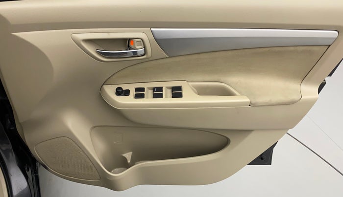 2017 Maruti Ertiga ZDI + SHVS, Diesel, Manual, 1,22,292 km, Driver Side Door Panels Control