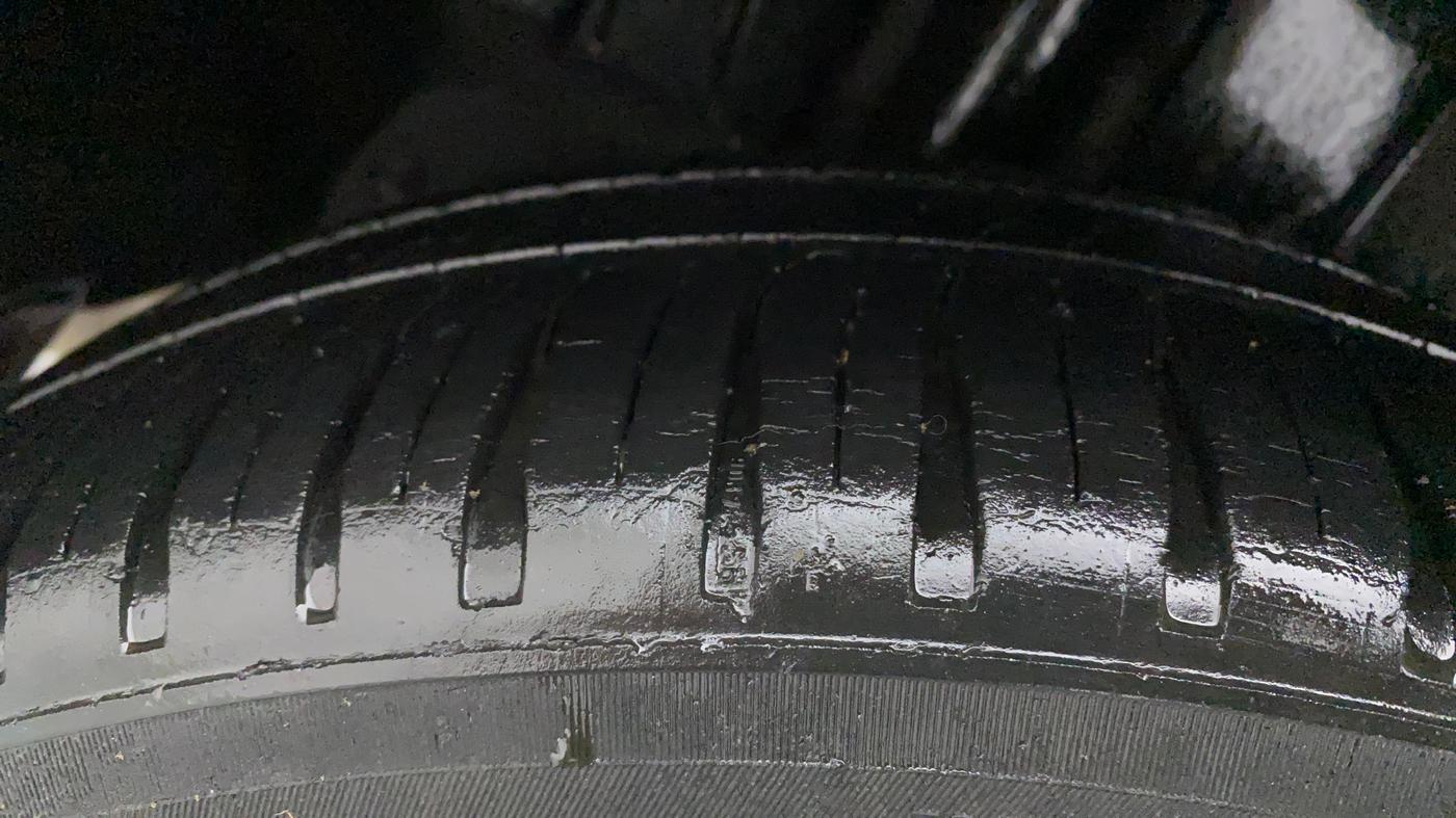 2017 Maruti Ertiga ZDI + SHVS, Diesel, Manual, 1,22,292 km, Right Rear Tyre Tread