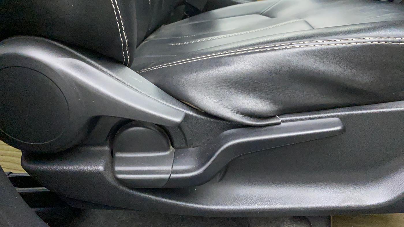 2018 Honda Amaze 1.2 SAT I VTEC, Petrol, Automatic, 14,533 km, Driver Side Adjustment Panel