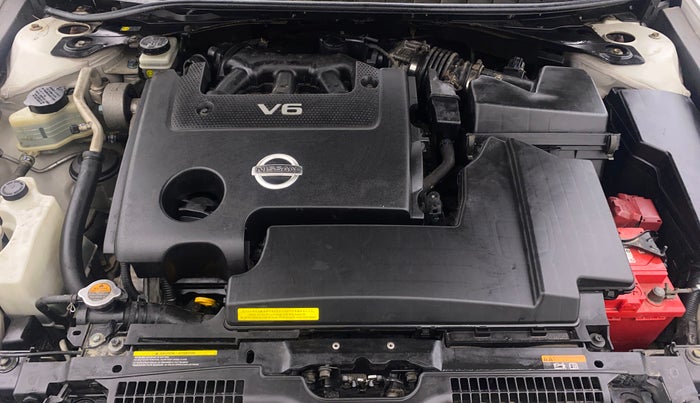 2016 Nissan Teana 250XV, Petrol, Automatic, 74,405 km, Engine View