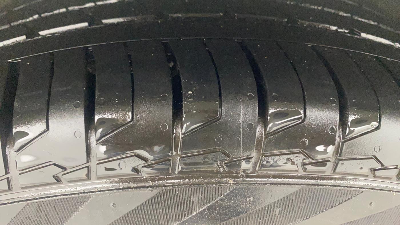 2016 Nissan Teana 250XV, Petrol, Automatic, 74,405 km, Right Rear Tyre Tread