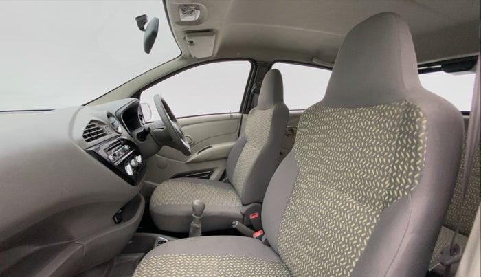 2017 Datsun Redi Go T (O), Petrol, Manual, 47,610 km, Right Side Front Door Cabin