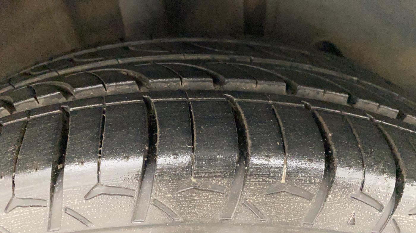 2017 Tata Tiago XZA PETROL, Petrol, Automatic, 45,950 km, Right Rear Tyre Tread