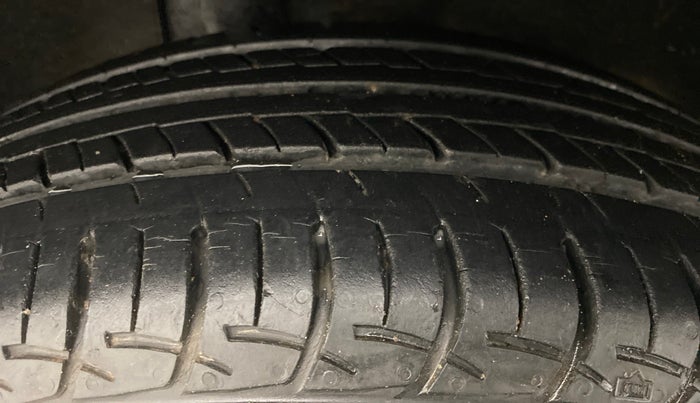 2017 Maruti Baleno DELTA 1.2 K12, Petrol, Manual, 15,894 km, Left Rear Tyre Tread
