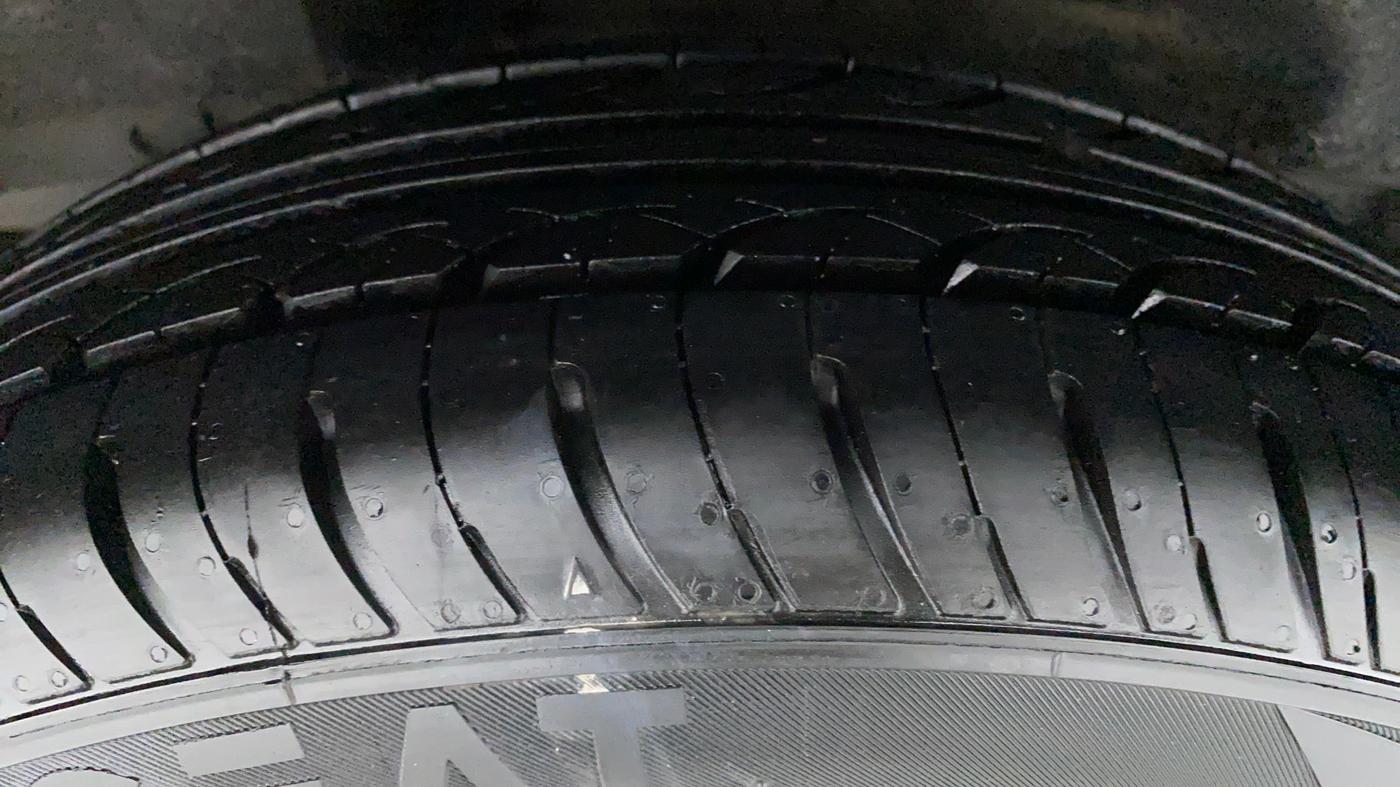 2017 Honda Jazz 1.2 V AT, Petrol, Automatic, 31,057 km, Right Rear Tyre Tread