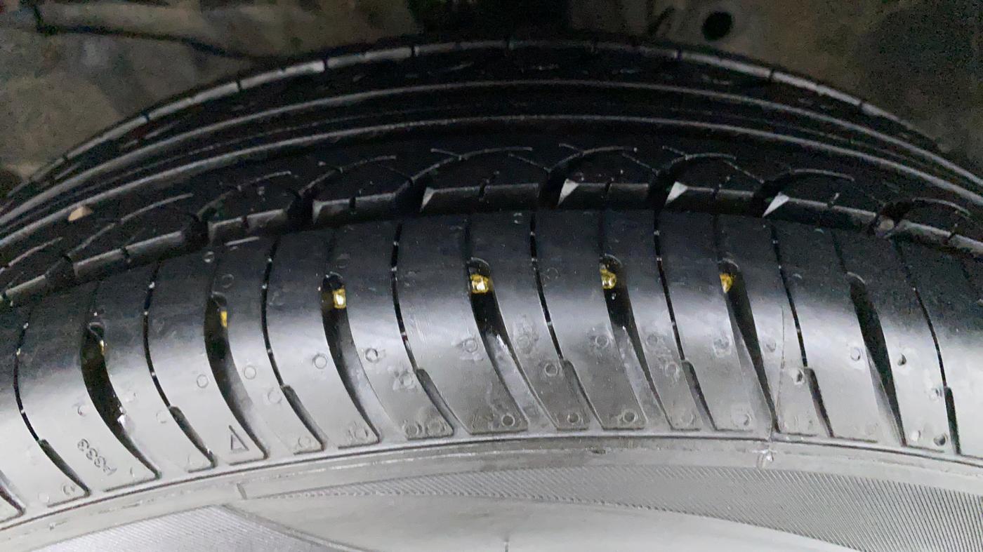 2017 Honda Jazz 1.2 V AT, Petrol, Automatic, 31,057 km, Left Front Tyre Tread
