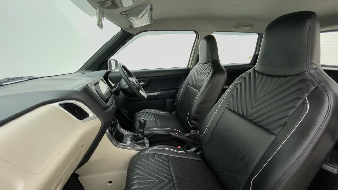 2020 Maruti New Wagon-R ZXI 1.2 old, Petrol, Manual, 11,327 km, Right Side Front Door Cabin