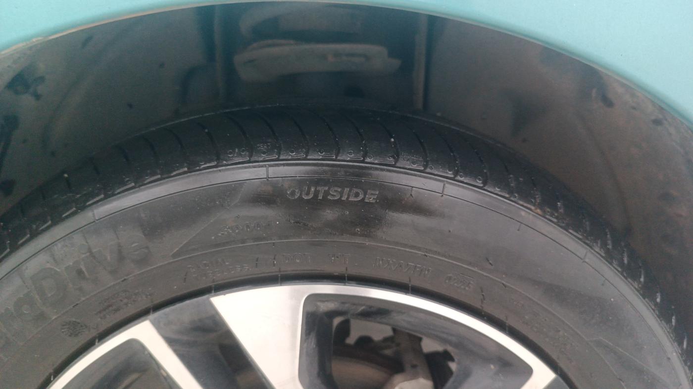 2025 Tata Tiago XZ PLUS PETROL, Petrol, Manual, 7,401 km, Right Front Tyre Tread