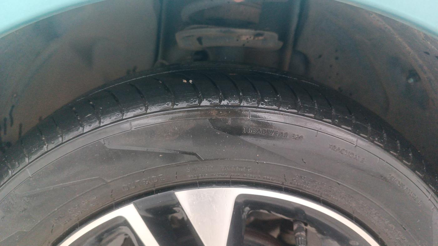 2025 Tata Tiago XZ PLUS PETROL, Petrol, Manual, 7,401 km, Left Front Tyre Tread