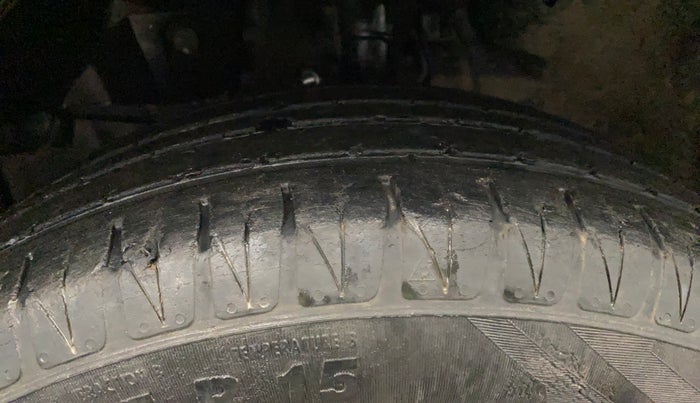 2017 Honda Jazz 1.2L I-VTEC V, Petrol, Manual, 75,242 km, Left Front Tyre Tread