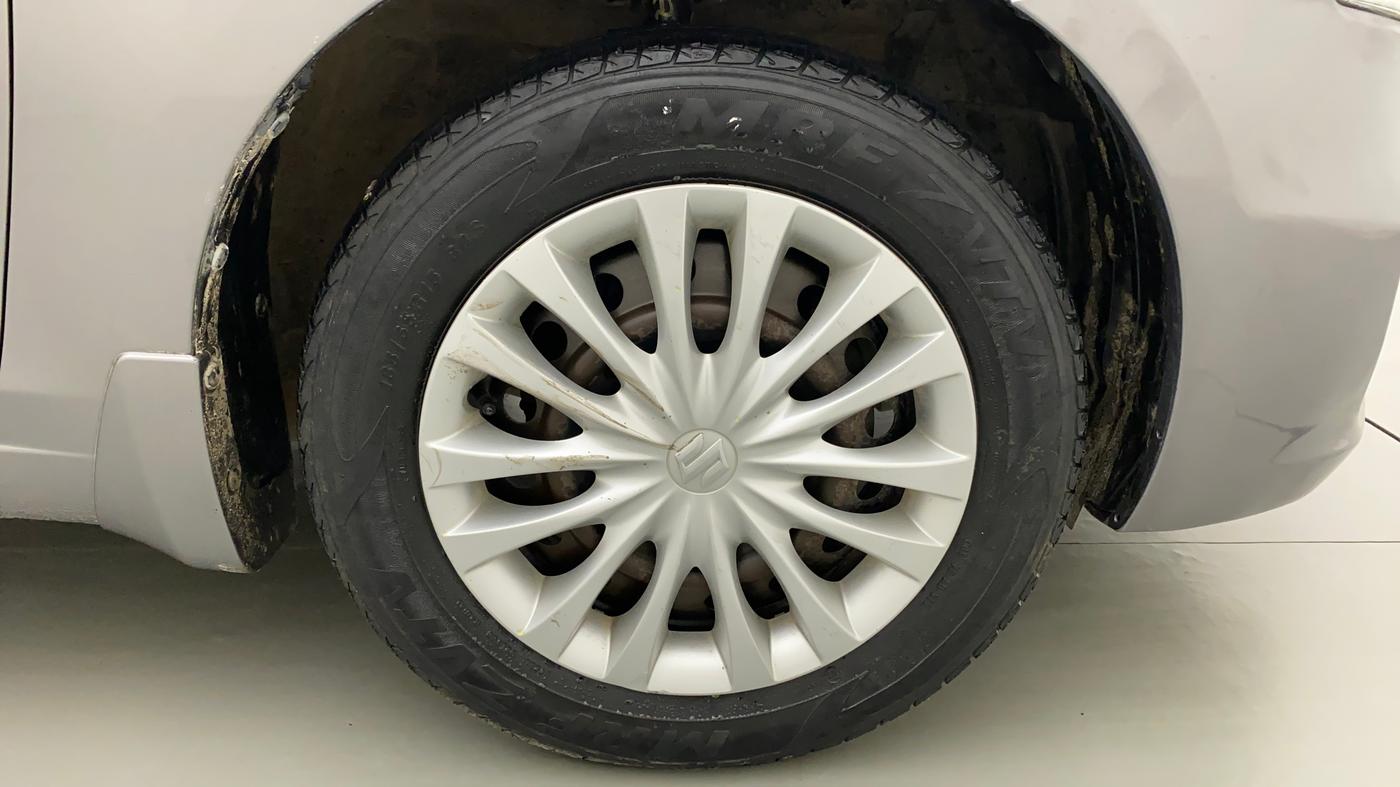2015 Maruti Ciaz VXI+, Petrol, Manual, 55,469 km, Right Front Wheel