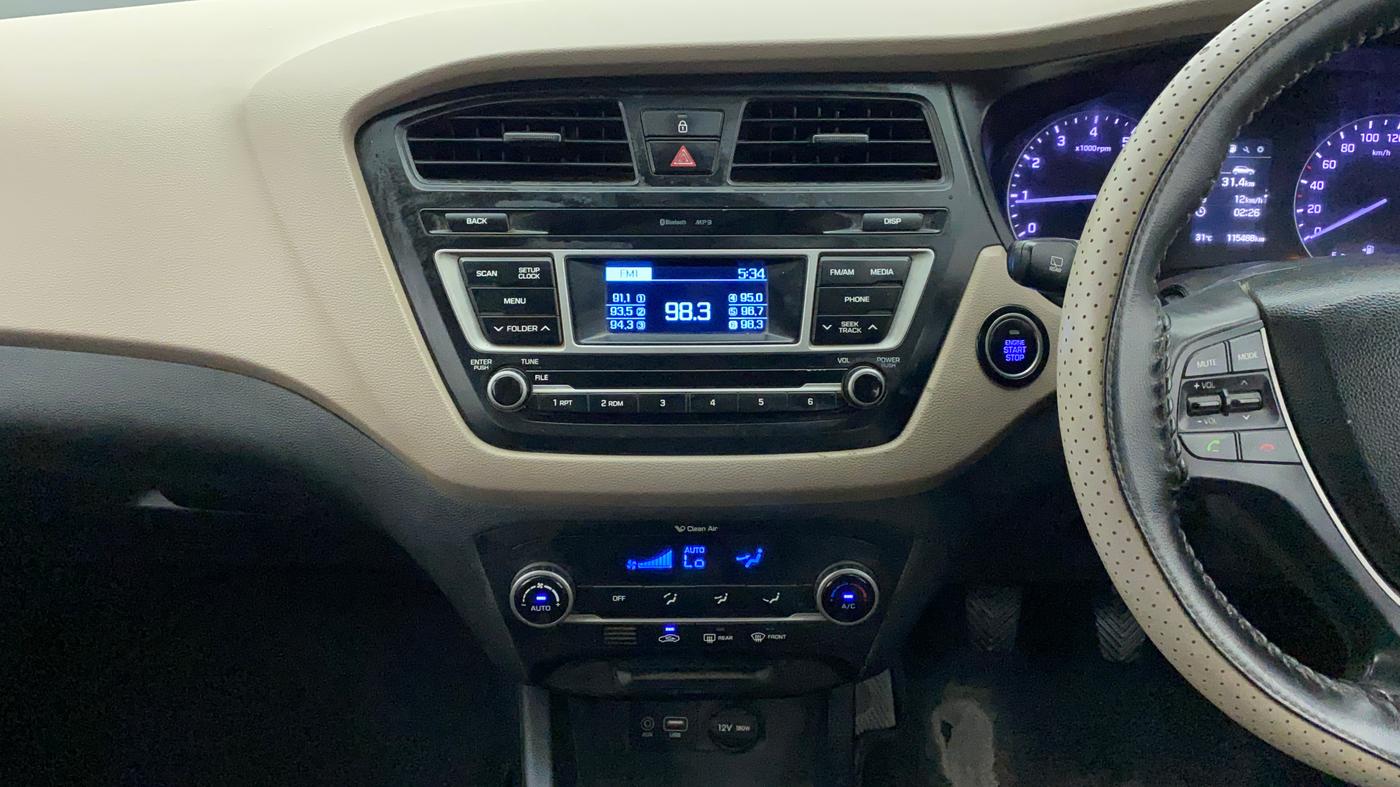 2016 Hyundai Elite i20 ASTA 1.2, CNG, Manual, 1,15,488 km, Air Conditioner