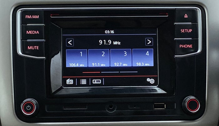 2017 Volkswagen Vento HIGHLINE PETROL, Petrol, Manual, 42,829 km, Infotainment System