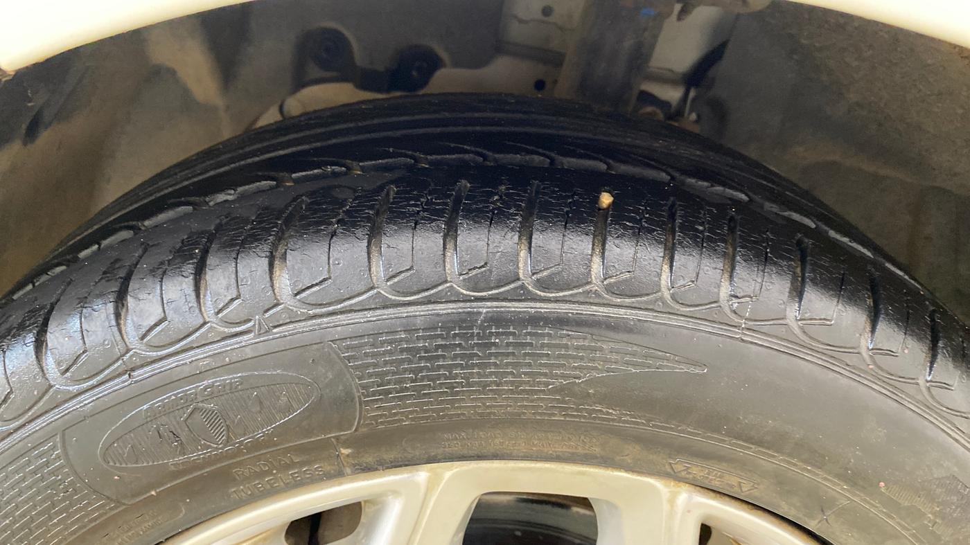 2017 Ford Ecosport TITANIUM 1.5L PETROL, CNG, Manual, 68,325 km, Left Front Tyre Tread