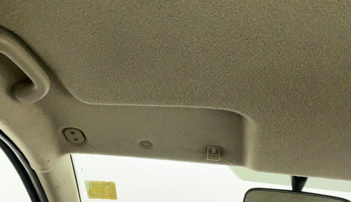 2011 Hyundai i20 MAGNA (O) 1.2, Petrol, Manual, 55,735 km, Ceiling - Sun visor missing
