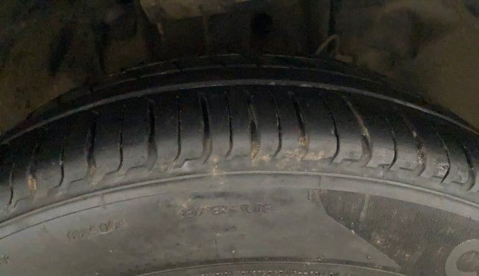 2019 Tata TIGOR XZA PLUS PETROL, CNG, Automatic, 86,951 km, Right Front Tyre Tread