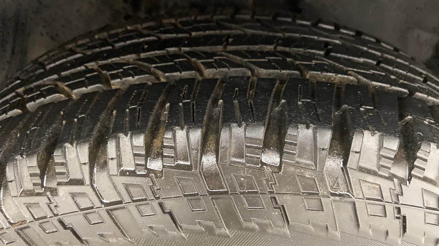 2020 Tata Harrier XZA PLUS, Diesel, Automatic, 71,388 km, Right Front Tyre Tread