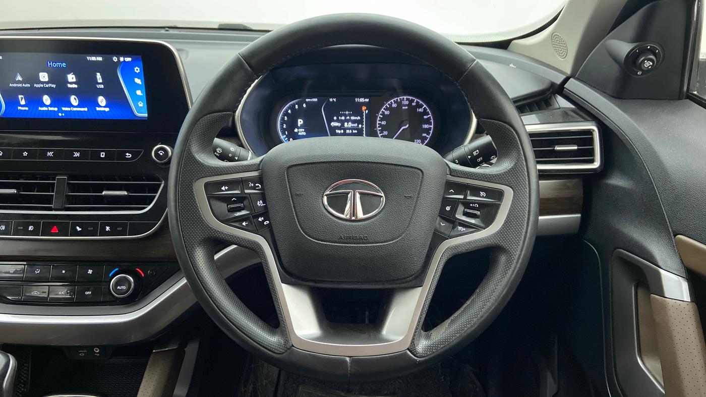 2020 Tata Harrier XZA PLUS, Diesel, Automatic, 71,388 km, Steering Wheel Close Up