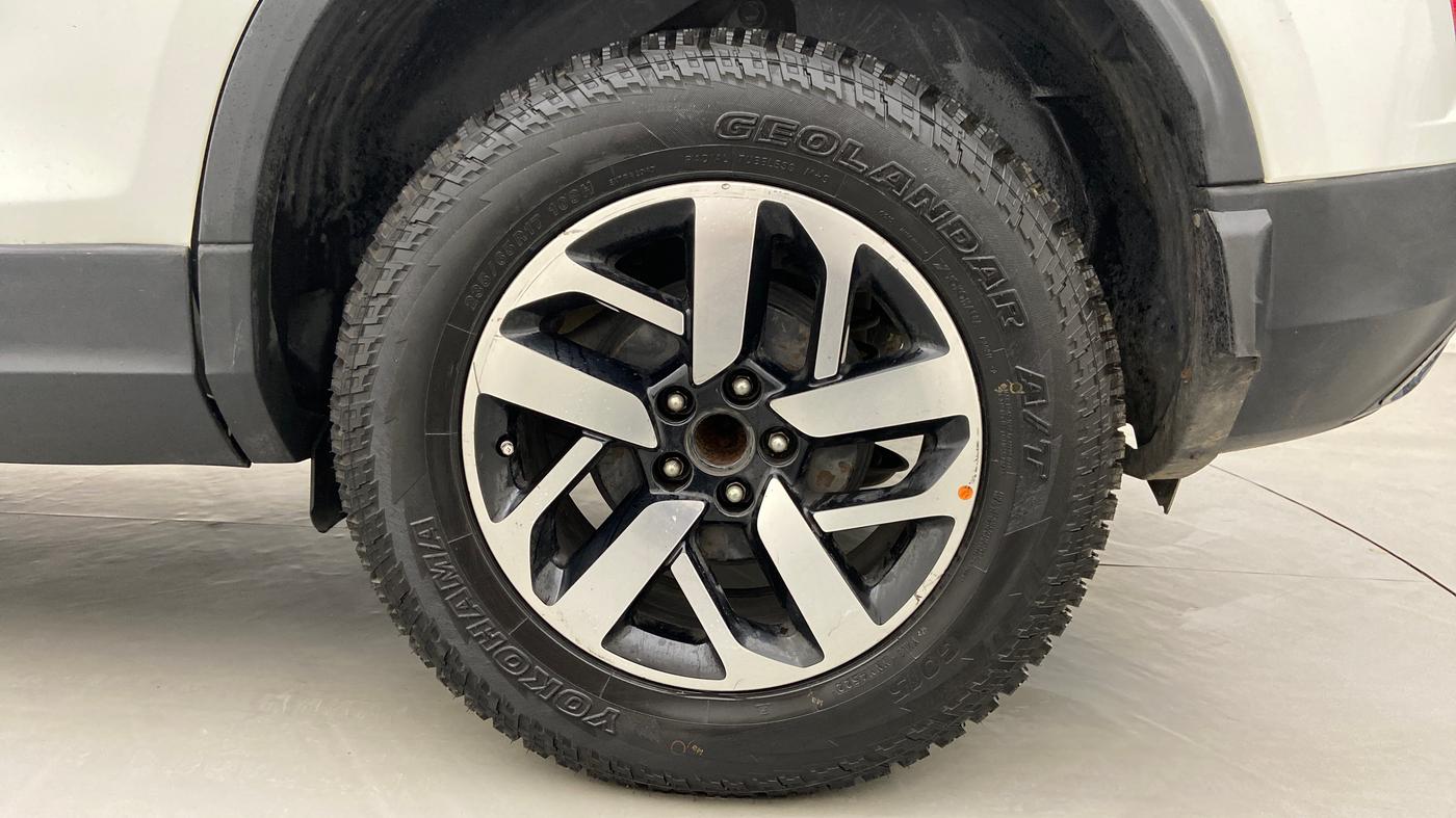 2020 Tata Harrier XZA PLUS, Diesel, Automatic, 71,388 km, Left Rear Wheel