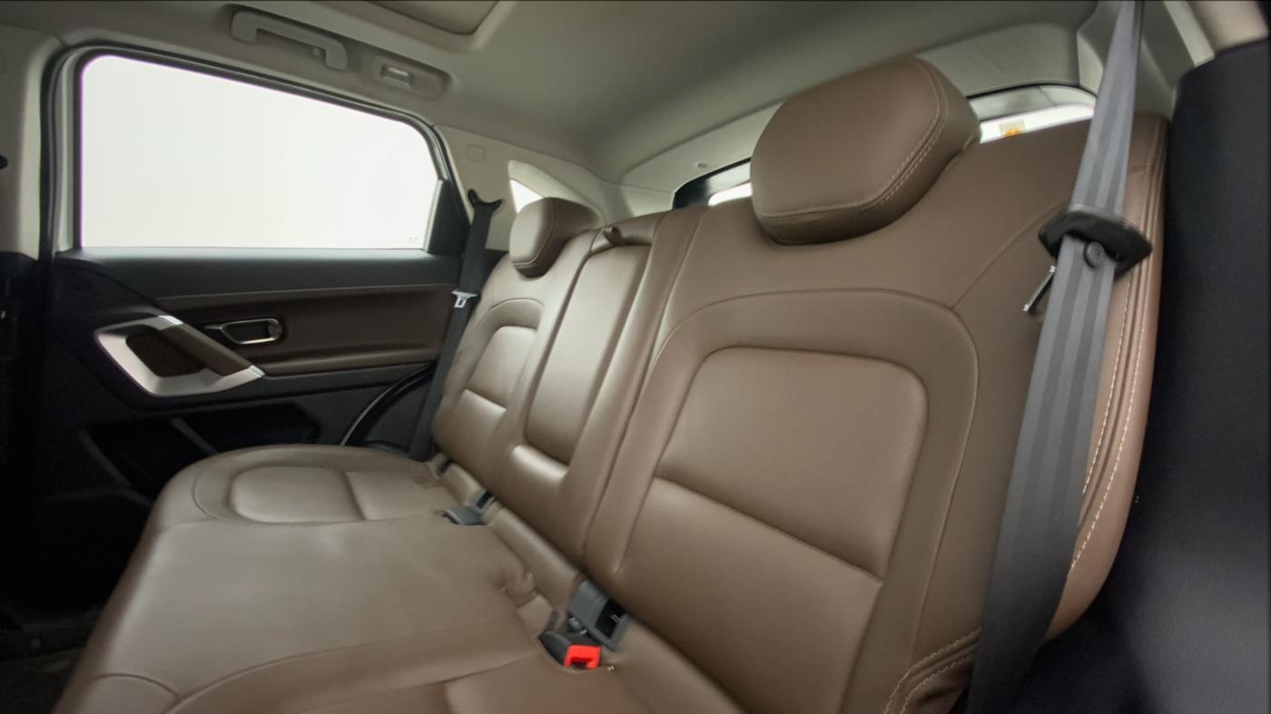 2020 Tata Harrier XZA PLUS, Diesel, Automatic, 71,388 km, Right Side Rear Door Cabin
