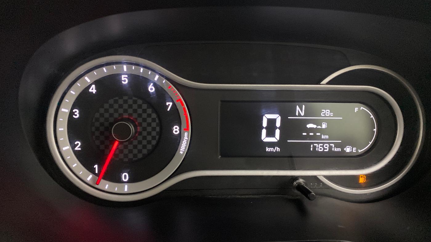 2022 Hyundai GRAND I10 NIOS SPORTZ AMT 1.2 KAPPA VTVT, Petrol, Automatic, 17,690 km, Odometer Image