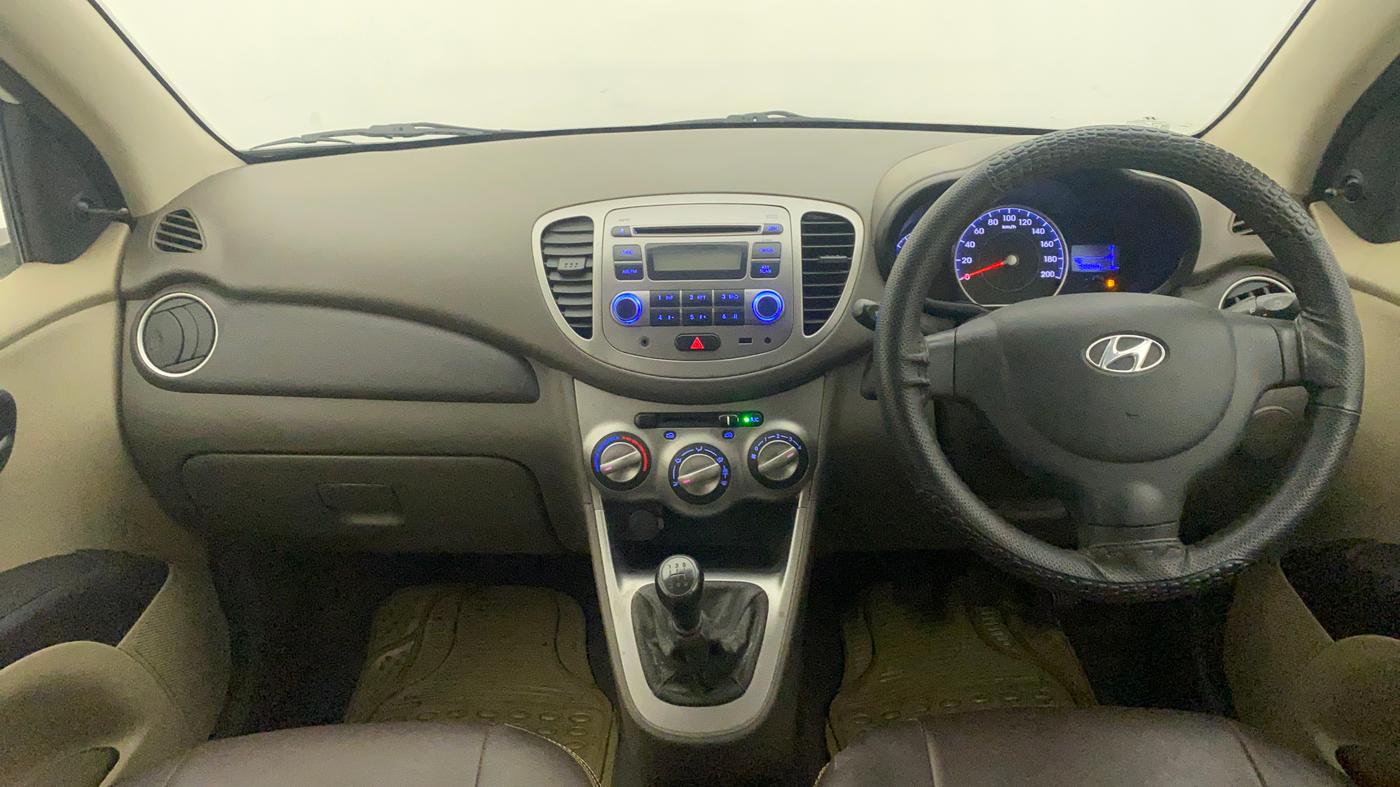 2015 Hyundai i10 MAGNA 1.1, CNG, Manual, 58,859 km, Dashboard