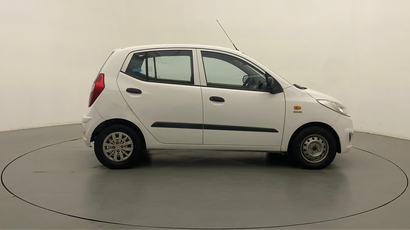 2015 Hyundai i10 MAGNA 1.1, CNG, Manual, 58,859 km, Right Side