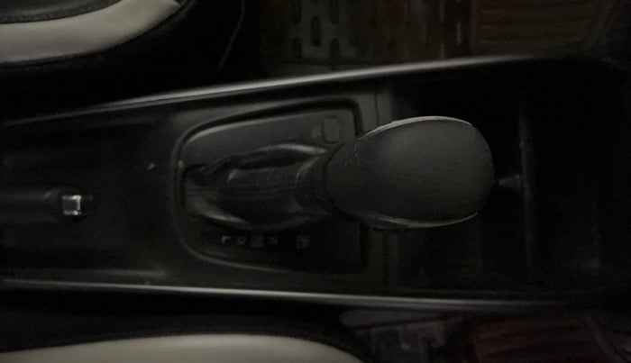 2020 Maruti Baleno ZETA CVT PETROL 1.2, Petrol, Automatic, 67,149 km, Gear Lever