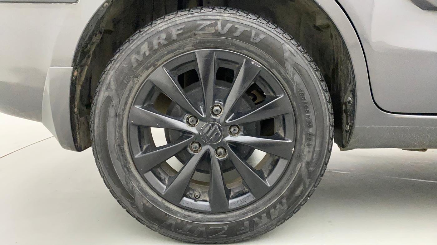 2014 Maruti Ertiga ZXI, Petrol, Manual, 54,811 km, Right Rear Wheel