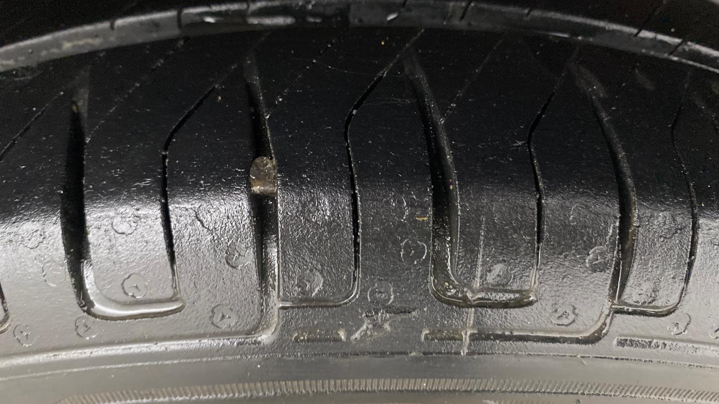 2018 Maruti Alto K10 VXI (O) AMT, Petrol, Automatic, 32,774 km, Left Rear Tyre Tread