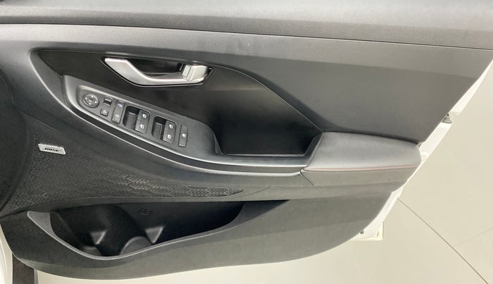 2020 Hyundai Creta 1.4 SX(O) TURBO GDI DCT DUAL TONE, Petrol, Automatic, 49,006 km, Driver Side Door Panels Control