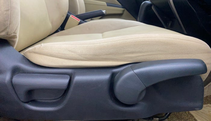 2015 Honda City 1.5L I-VTEC SV CVT, Petrol, Automatic, 1,11,049 km, Driver Side Adjustment Panel