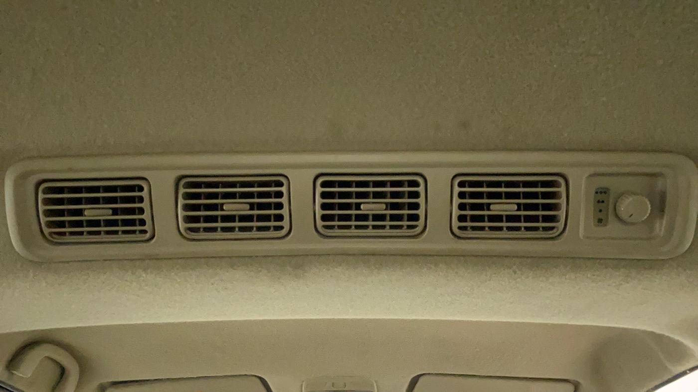 2016 Maruti Ertiga VXI CNG, CNG, Manual, 98,246 km, Rear AC Vents