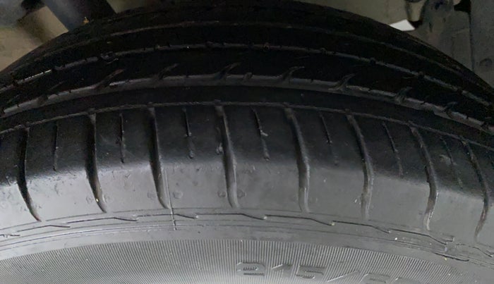 2019 MG HECTOR SHARP DCT PETROL, Petrol, Automatic, 17,185 km, Right Front Tyre Tread